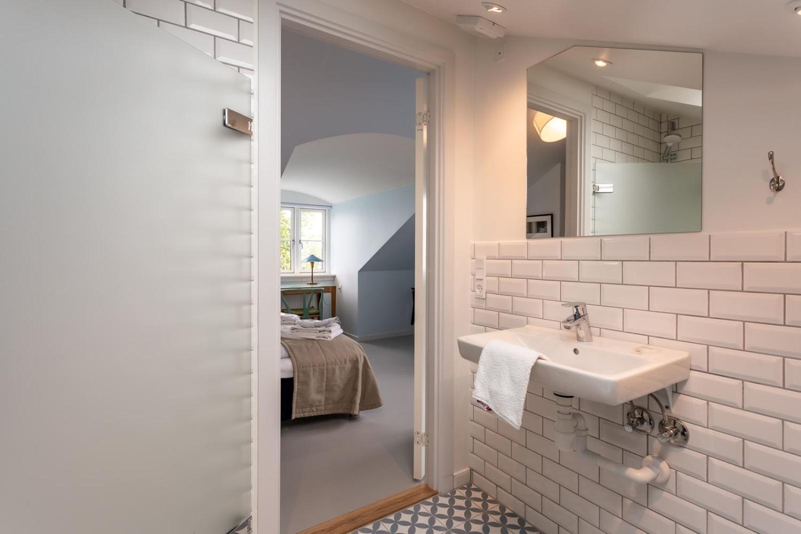 Rodvig Kro Og Badehotel Экстерьер фото